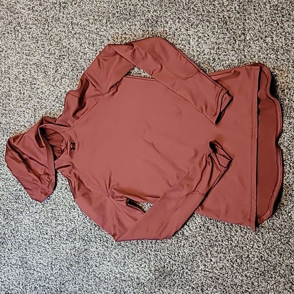 (85) Womens under armour coldgear fitted hoodie